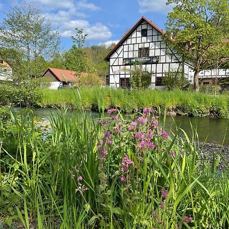 Landhotel Der Distelhof Mit Scheunencafe Dillstadt Luaran gambar