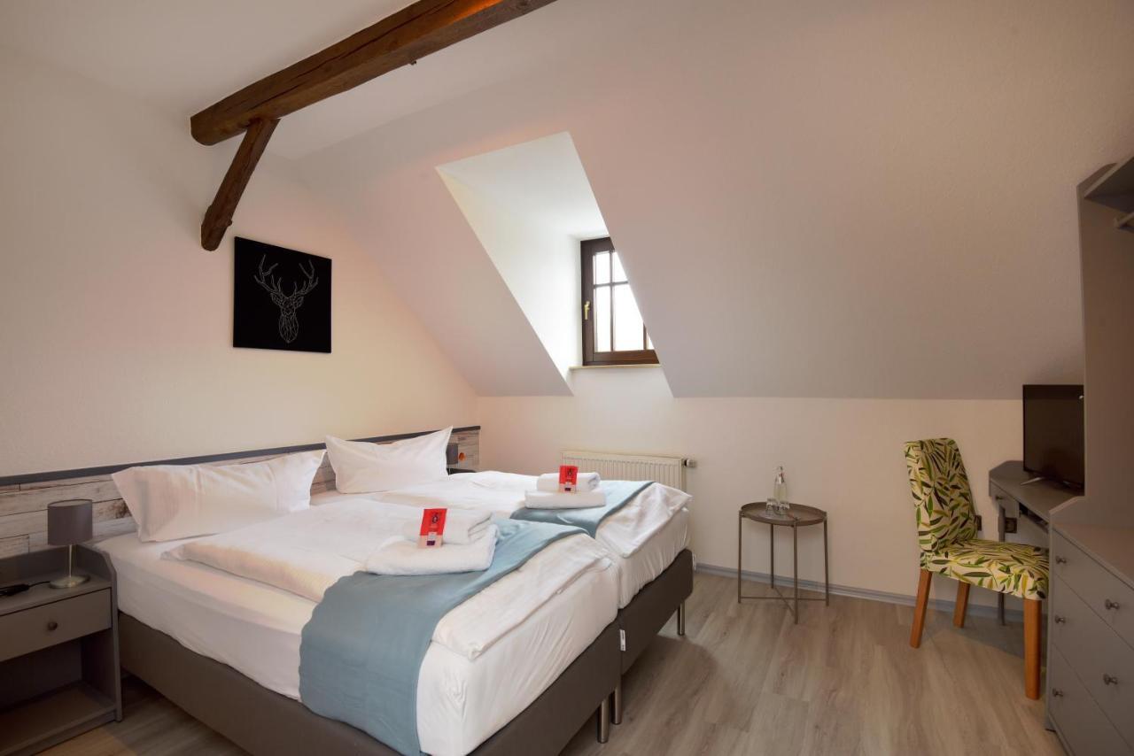 Landhotel Der Distelhof Mit Scheunencafe Dillstadt Bilik gambar