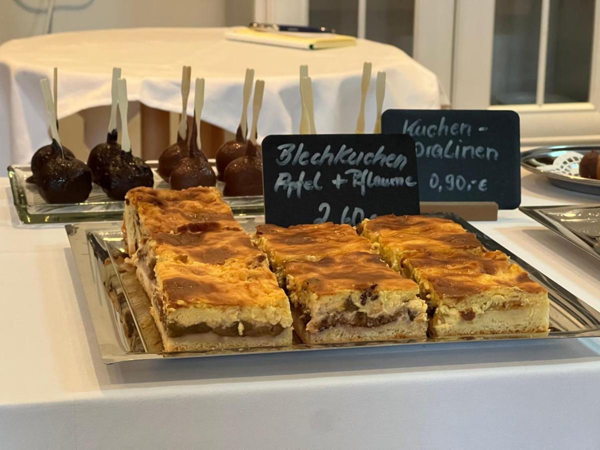 Landhotel Der Distelhof Mit Scheunencafe Dillstadt Luaran gambar